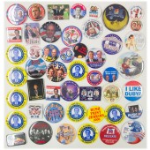 Large collection of 138 different George W. Bush pinbacks